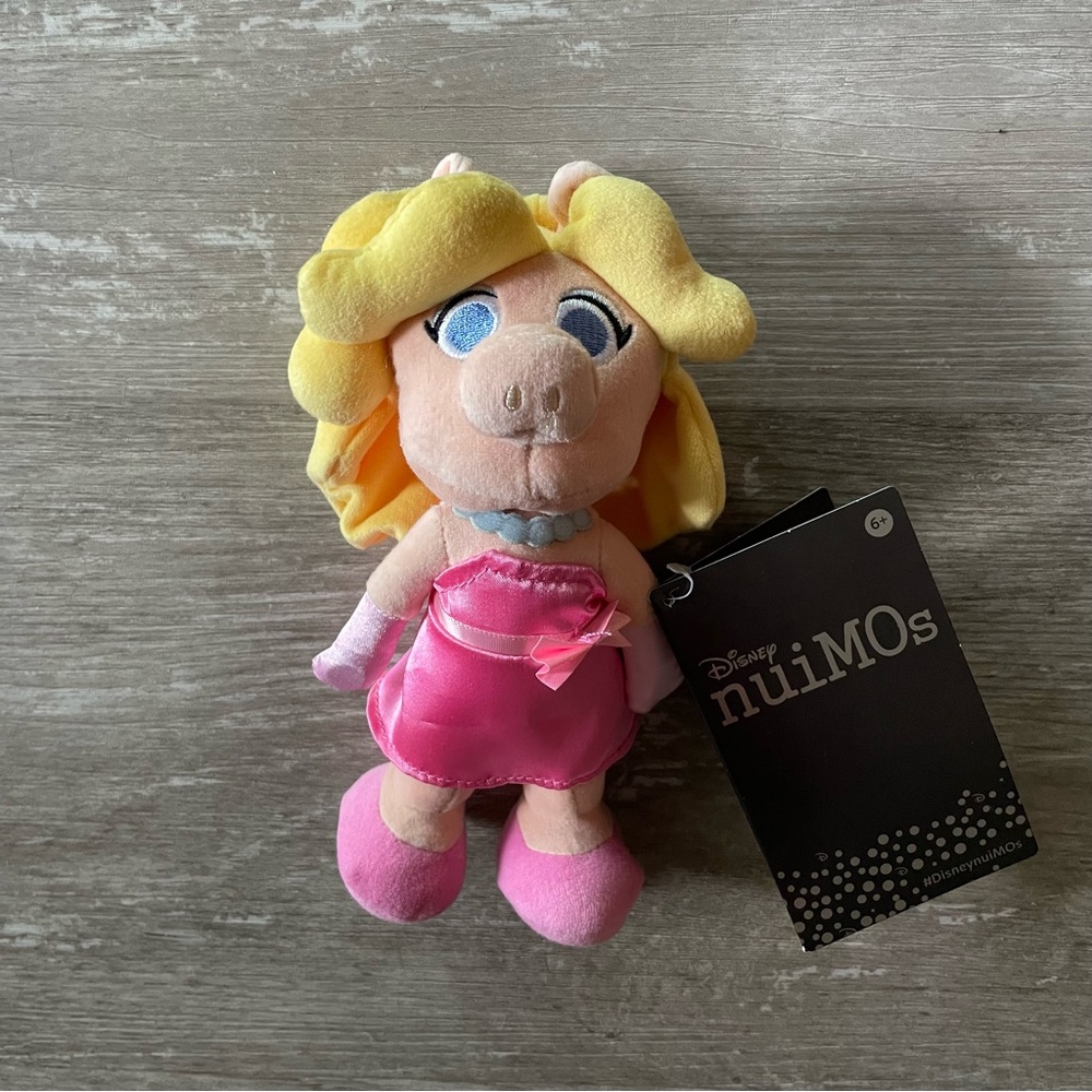 NWT Disney Parks Miss Piggy Muppets NuiMO Plush Figurine